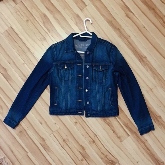 Luxurious dark wash GAP denim jeans jacket with 4 pockets - Picture 2 of 6